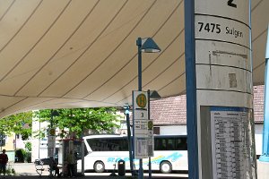 Busbahnhof Schramberg. Er ist  auch zentraler Knotenpunkt für den BBS.   Foto: Rath