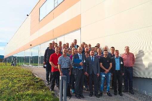 28 Mitglieder der Ausbildungsinitiative Freudenstadt trafen sich bei der Firma L’Orange in Glatten Foto: L’Orange Foto: Schwarzwälder-Bote