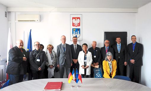 Die Delegation aus Pforzheim mit den polnischen Gastgebern beim Onkologiekongress in Tschenstochau. Fotos: Stadt Foto: Schwarzwälder Bote