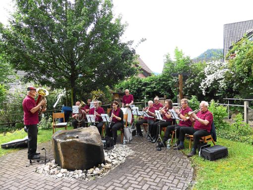 Die Rentnerband Wolftal bei ihrem Konzert  im Alten- und Pflegeheim in Oberwolfach.  Foto: Schmid Foto: Schwarzwälder Bote