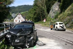 Bei einem Unfall am Freitagmorgen zwischen Hausach und Wolfach ist ein 22-jähriger Mann lebensgefährlich verletzt worden.  Foto: Bea Foto: Schwarzwälder-Bote