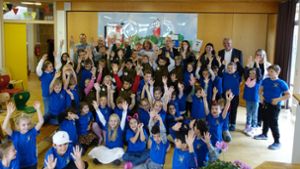 An der Grundschule Vollmaringen freut man sich über die Auszeichnung als Naturpark-Schule. Foto: Jäger
