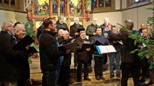 Der Männergesangverein „Liederkranz“ beeindruckte beim Jahresschlussgottesdienst an Silvester in der Weitinger Sankt-Martinus-Kirche mit mehrstimmigen Chorsätzen. Foto:  