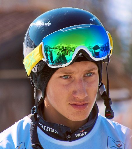 Feierte     den bislang größten Erfolg seiner jungen Karriere: der 16-jährige Snowboardcrosser   Sebastian Pietrzykowski vom WSV Ebingen. Foto: Archiv Foto: Schwarzwälder-Bote