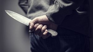 Täter bedroht in Hechingen Angestellte mit Messer 