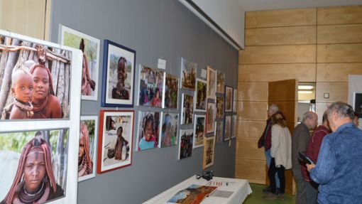 Die Vielfalt Afrikas kann im Mehrzweckraum der Josef-Merz-Halle erlebt werden. Foto: Herzog
