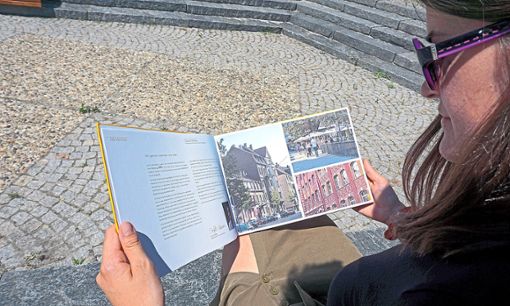 Der jüngst erschienene Abschlussband der Buchreihe KF zum Sanierungsgebiet Kaiser-Friedrich-Straße/Weststadt. Foto: Stadt Pforzheim Foto: Schwarzwälder Bote