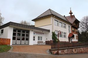 Der geschlossene Kindergarten in Oberkirnach wird  als Waldkindergarten wieder eröffnet. In dem  Gebäude befinden sich auch die Ortsverwaltung und die Feuerwehr. Foto: Hilbertz Foto: Schwarzwälder Bote