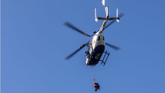Bergwacht rettet unterkühlten Mann aus Dornengestrüpp