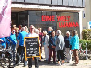Einzelhändler in Königsfeld setzen mit ihrer Aktion ein Zeichen für Klimaschutz und Nachhaltigkeit. Foto: privat Foto: Schwarzwälder Bote