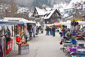 Seit einigen Jahren wird der Josefsmarkt in der Schramberger Straße abgehalten. Foto: Wegner Foto: Schwarzwälder Bote