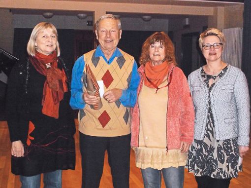 Sie waren gekommen, um Gerhard Jülkenbeck zu würdigen (von links): Doris Ganz,  Inge Kampf-Scheuer, Angela Anding.  Foto: Korbel Foto: Schwarzwälder Bote