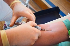Wie läuft es beim Blutspenden ab? Eine Redakteurin hat in St. Georgen den Selbstversuch gewagt. Foto: Seiss