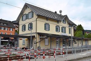 Der Kiosk am Baiersbronner Bahnhof wurde mitte Mai Ziel eines Überfalls. Foto: Michel