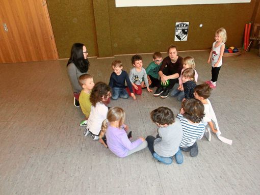Das Bewegungsprojekt findet jetzt in der Gymnastikhalle statt. Foto: Kindergarten Foto: Schwarzwälder Bote