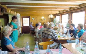 Eine stattliche Anzahl an Senioren folgt der Einladung zum geselligen Beisammensein. Foto: Gukelberger Foto: Schwarzwälder Bote
