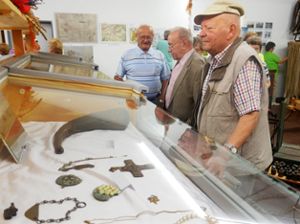 Besondere Schätze bestaunten die Besucher beim Tag des offenen Denkmals in Frohnstetten. Foto: Neusch Foto: Schwarzwälder Bote