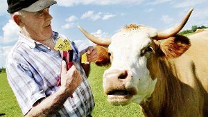 Landrat verteidigt Rinderflüsterer