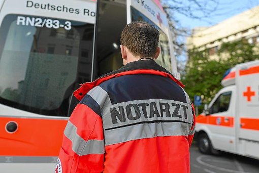 Am Mittwochnachmittag ist ein 39-Jähriger bei einem Arbeitsunfall in der Hittelbrunnstraße in Unterjettingen tödlich verunglückt. (Symbolfoto) Foto: Anspach