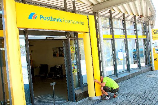 Das Postbank-Finanzcenter in Hechingen wurde geschlossen. Dort ist mittlerweile nur noch eine Post-Filiale. Foto: Huger
