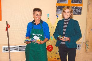 Renate Rieber (links) und  Heilerziehungspflegerin Marlene Hofmann wurden verabschiedet. Foto: Heimpel Foto: Schwarzwälder-Bote