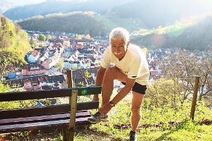 Schnürt oberhalb von Wolfach bereits seine Laufschuhe: Reinhard Vanselow ist seit dem ersten Lauf dabei. Foto: Forth