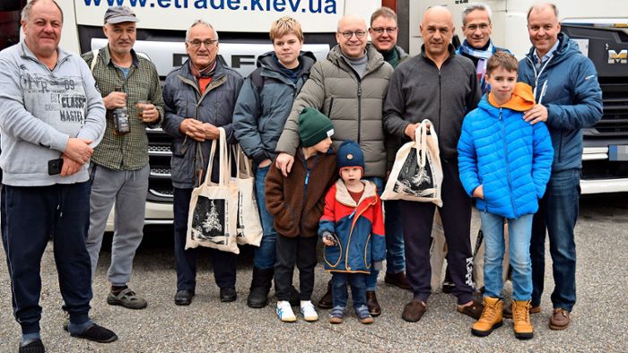 Rotary Club Freudenstadt überrascht Trucker an Heiligabend