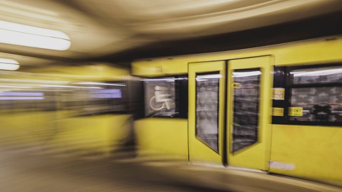 Zug überrollt 13-Jährigen in U-Bahnhof