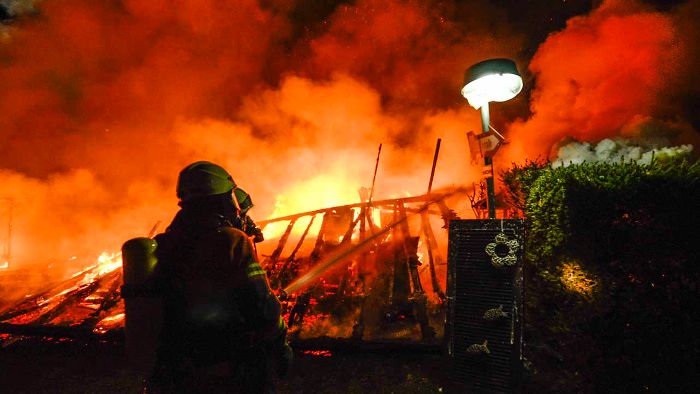  Liebelsberg: Vier Verletzte bei Brand auf Campingplatz