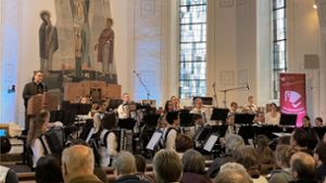 Eine ganz besondere Atmosphäre herrschte beim Kirchenkonzert des Akkordeonorchesters. Foto: Benner