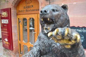 Ab dem 30. April gibt es mit Kathy Lindner und ihrem Team neue Pächter unter dem Namen Bären & Mee(h)r. Foto: Dold Foto: Schwarzwälder Bote