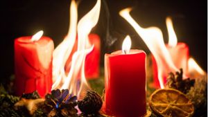 Tipps im Brandfall: Was tun, wenn der Weihnachtsbaum Feuer fängt?