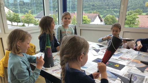 Basteln, Malen, Spielen und gemeinsame Unternehmungen, hier bei den Ferienspielen des Hauses Nazareth in Burladingen, stehen jetzt auch für Stettens Kinder an. Foto: Rapthel-Kieser