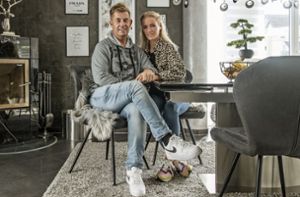 Im Berufsleben ziehen Almklausi und seine Frau Maritta auch schon mal in schwierige TV-Wohngemeinschaften. Im Alltag in Mössingen mögen sie es aufgeräumter. Foto:  
