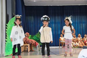 Kuh, Schaf und Ziege können beim Sommerfest-Theaterstück dem kleinen Ich bin Ich nicht weiterhelfen. Foto: Kindergarten Foto: Schwarzwälder Bote