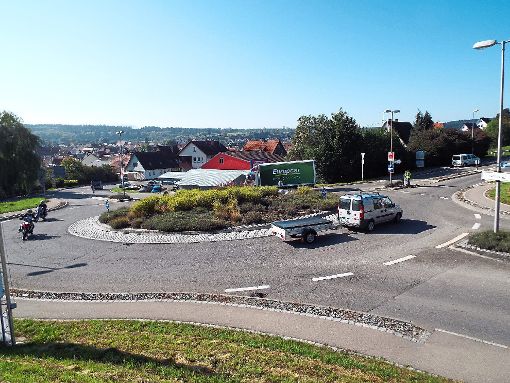 Am Geislinger Kreisverkehr steht eine Baustelle an. Foto: Schnurr