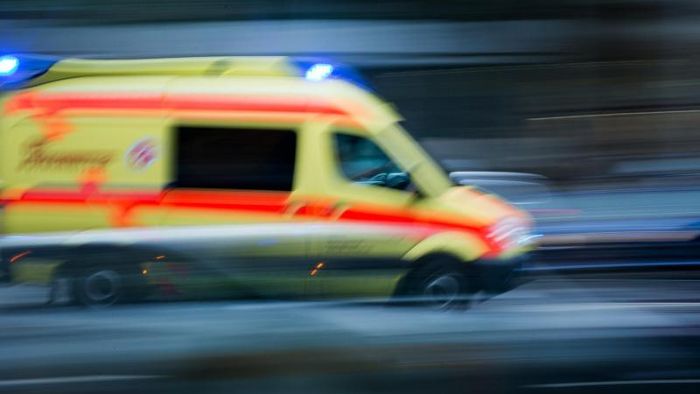 Unfall: Drei Schwerverletzte bei Frontalzusammenstoß