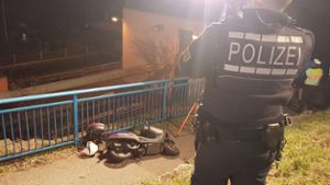 Rollerfahrer zieht sich bei Neuenbürg lebensgefährliche Verletzungen zu 