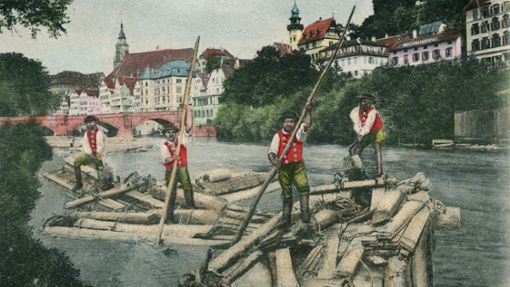 Eine Menge Holz erforderte der Bau der Universität Tübingen, die 1477 gegründet wurde. Die Flößer brachten hierzu reichlich Bauholz aus dem Schwarzwald. Zu sehen ist ein Floß „mit Ellenbogen“. Foto: Harter