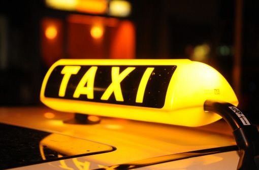 Auch Taxifahrer sind an Silvester schwer beschäftigt. Foto: dpa/Symbolbild