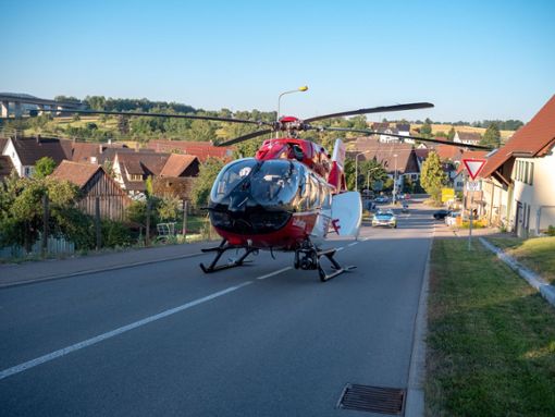 Bei einem Unfall zwischen Mühlheim und Empfingen ist ein 26-jähriger Motorradfahrer schwer verletzt worden. Foto: Heidepriem