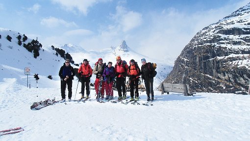 Die Skitouristen des Deutschen Alpenvereins Ebingen haben sich einmal mehr mit den Freunden des CAF Chambéry zusammengetan, um die Alpen zu genießen. Foto: Jansen Foto: Schwarzwälder-Bote