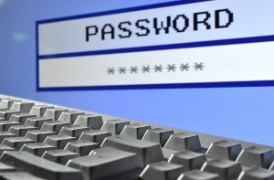 Viele Online-Dienste fordern ihre Kunden nach Heartbleed auf, ihre Passwörter zu ändern. Foto: dpa