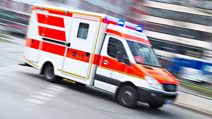System um Notfallrettung und Notfalldienst kränkelt
