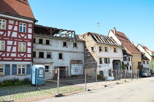 In der Gaberstallgasse werden die beiden Gebäude neben der Alten Schule abgebrochen. Dort entsteht ein modernes Wohnaus mit 13 Einheiten (Plan). Foto: Visel/Sen