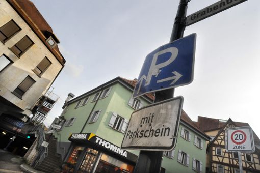 An manchen Tagen ein schwieriges Gebiet für Parkplatz-Suchende: die obere Kernstadt.  Foto: Hopp