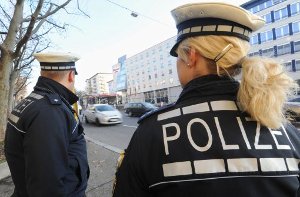 Eine 83-Jährige ist in Ludwigsburg Opfer von zwei Trickdiebinnen geworden. Foto: Franziska Kraufmann/dpa