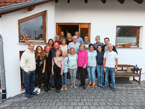 Einen Verwandtenbesuch in Heiligenzimmern und Weildorf haben Elmar, Pepe und Lita Kreidler gemacht. Foto: Stehle Foto: Schwarzwälder-Bote