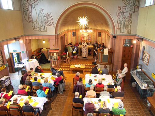 Auch diesmal unterstützte der Posaunenchor des CVJM Schwenningen den feierlichen Eröffnungsgottesdienst der Vesperkirche Schwenningen in der Pauluskirche.  Foto: Trenkle Foto: Schwarzwälder Bote
