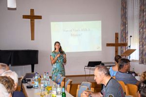 Sarah Wolfer hielt beim Gemeindefest einen Vortrag. Foto: Geisel Foto: Schwarzwälder Bote